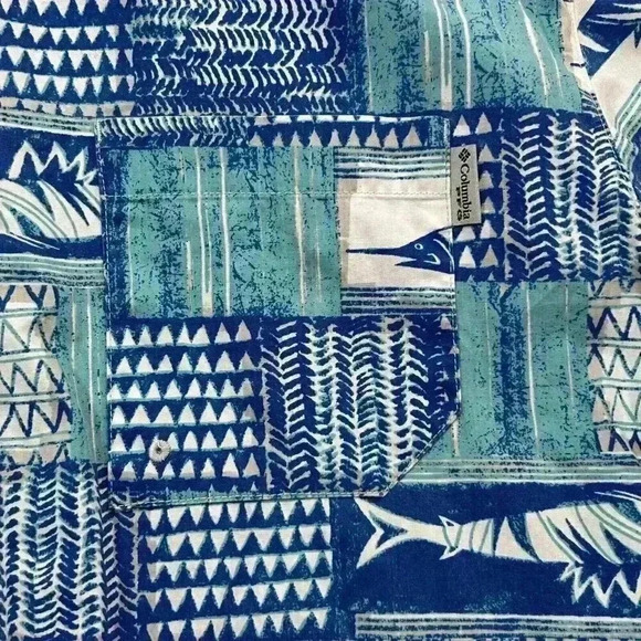 Columbia Shirt Men's Medium Button Up Camp Tribal Fish Print PFG Fishing Outdoor - Picture 5 of 10